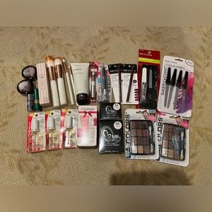 Woman’s cosmetic bundle